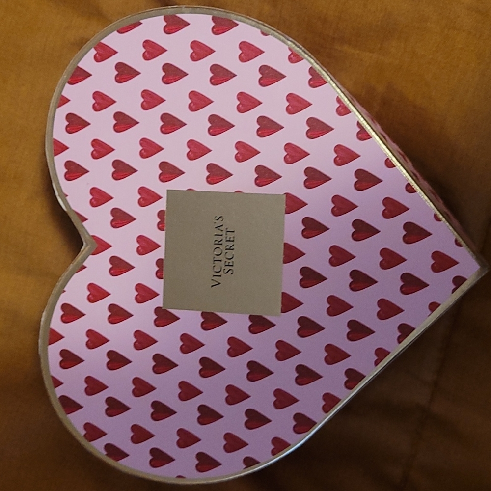 Victoria secrets perfume